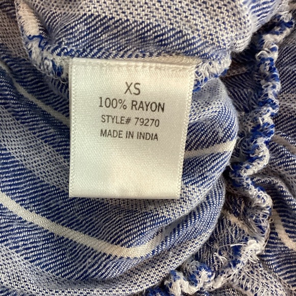 Blue Rain Striped Button Front Belted Jumpsuit XS Rayon - Picture 7 of 7